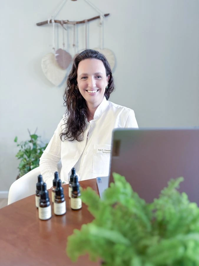 Ana Zimmermann — Terapeuta Holística